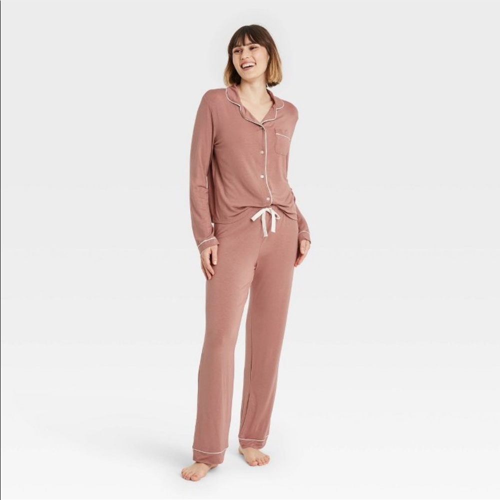Women's Soft Long Sleeve Notch Collar Top and Pants Pajama Set Stars Above